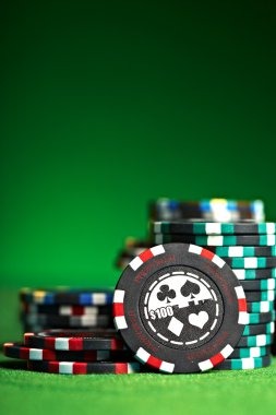 latar platform interface showing sportsbook, live-dealer, and slots sections